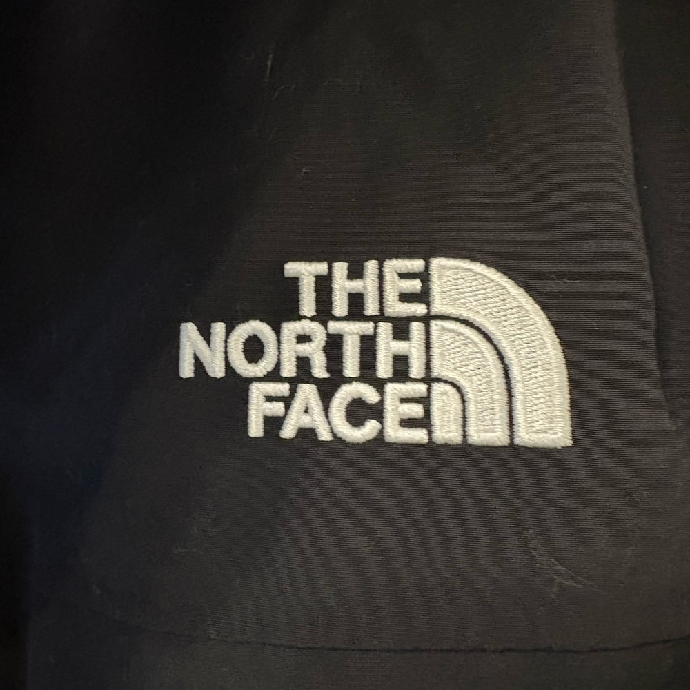 The North Face W Artic Parka TNF Blak Jacket with White Logo - Picture 3 of 10